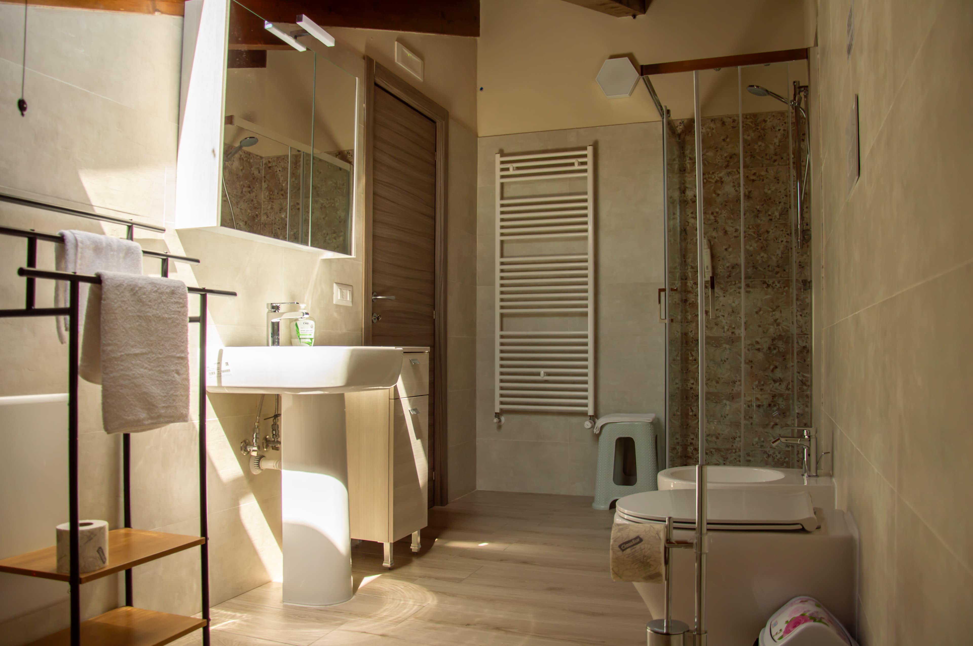 Bagno privato della camera matrimoniale.